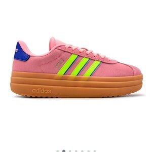 Women's VL Court Bold Platform Sneaker size 9 pink and green